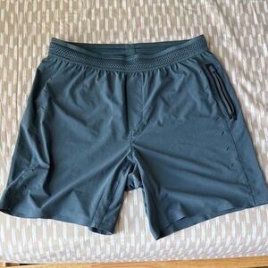 Ten Thousand Session Short 7”